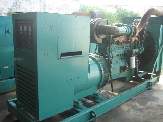 澄城租赁发电机- 发电机碳刷磨损的原因是什么