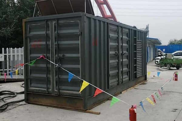 澄城发电机租赁空气滤清器多久更换一次？