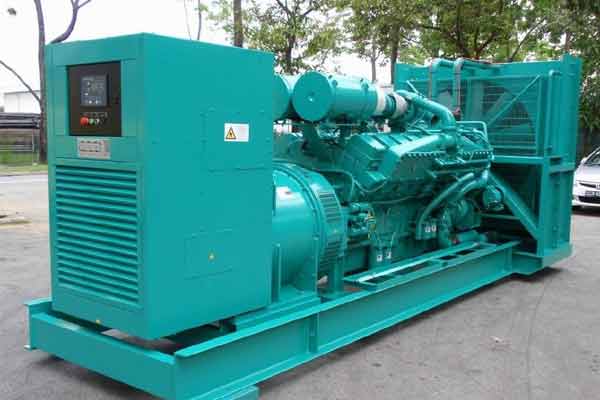 澄城柴油发电机组电压不稳定怎样维修？